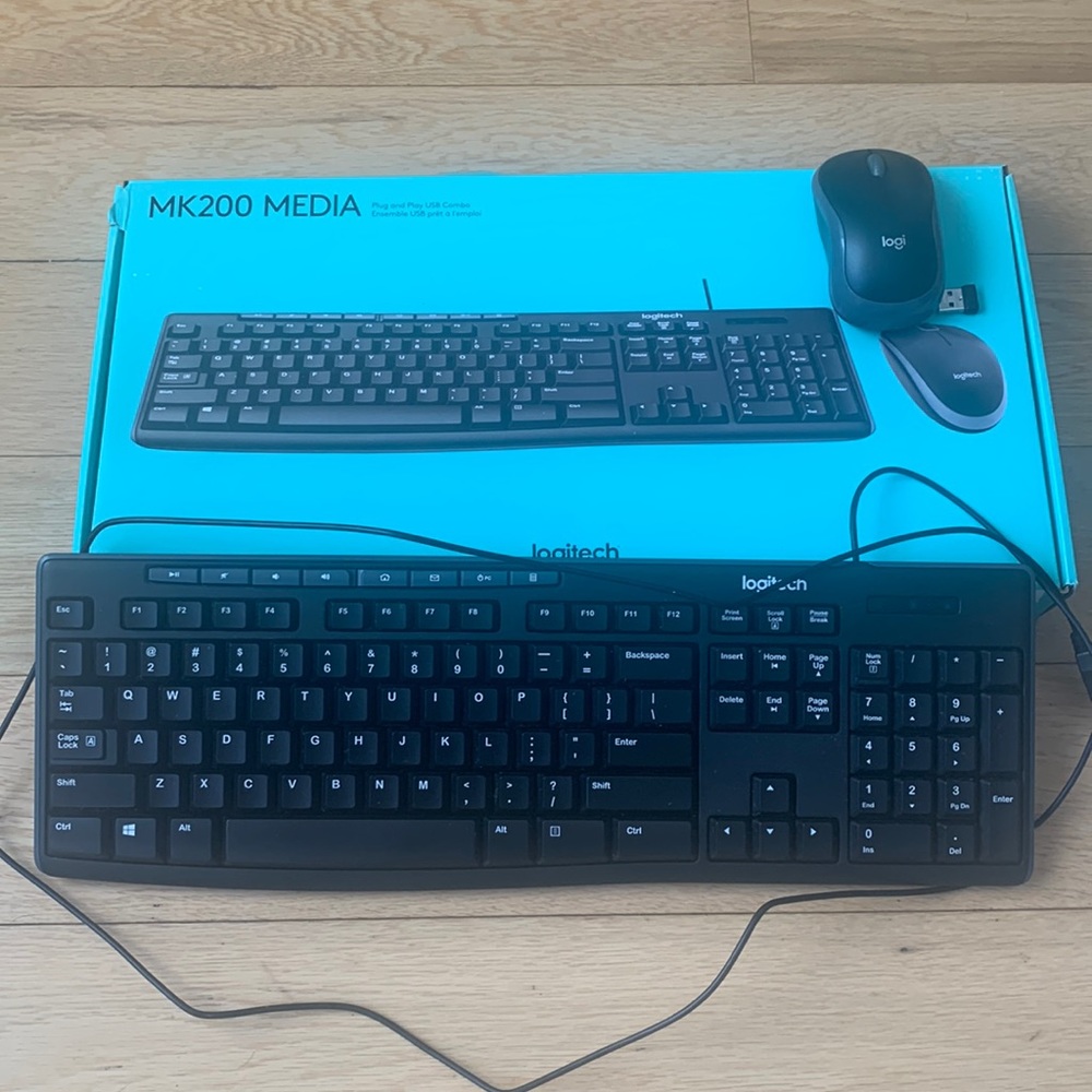 Logitech MK200 Media Combo